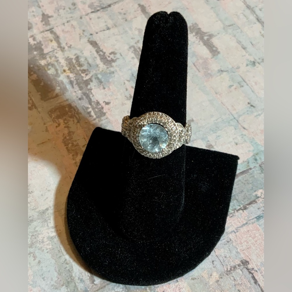 NIB Blue Topaz 925 Ring w/ Simulated White Diamonds Sz 6.75